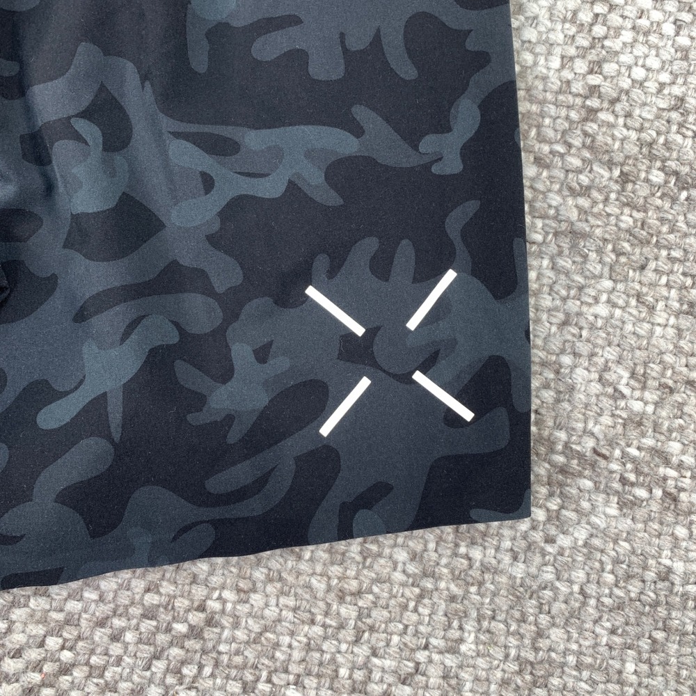 Ten Thousand Interval Short Mens Medium Black Camo Training Shorts TTSH002V3